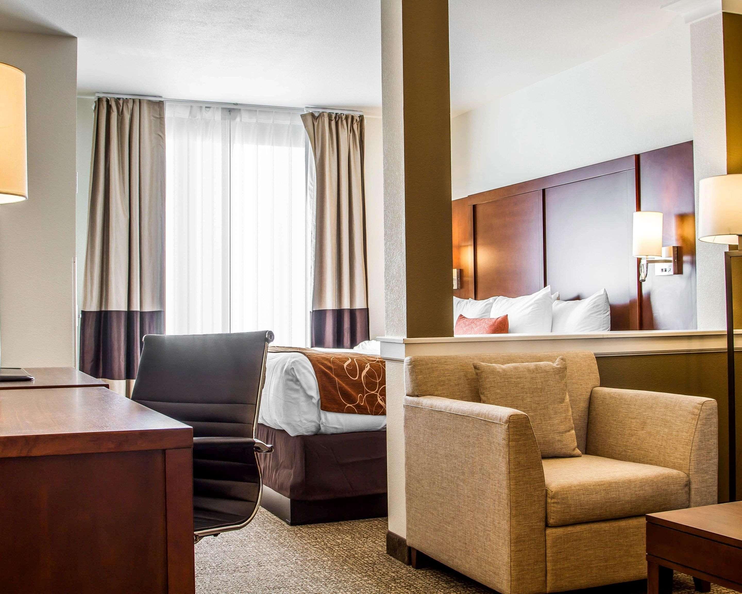 Comfort Suites Woodland - Sacramento Airport Exterior photo